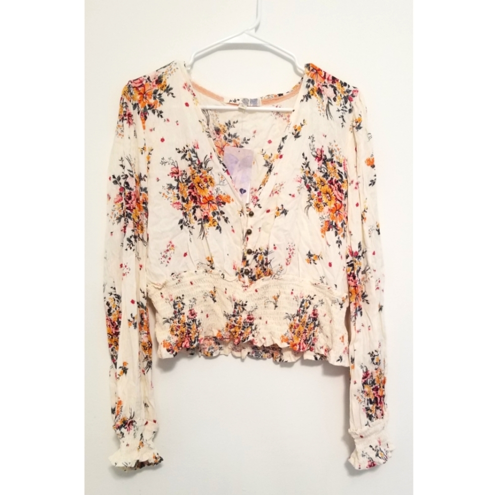 ❤PICK 3/$15❤Off-White Floral Smocked Waist Crop Top Longsleeve Blouse V Neck